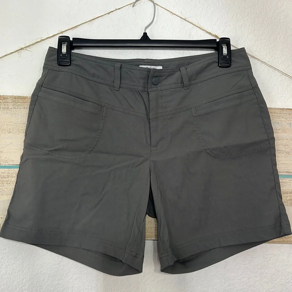 Guide Series Shorts - Picture 1 of 6